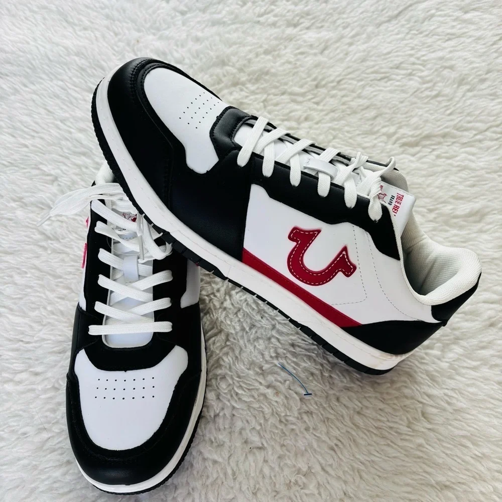 True Religion Arthur S Black and White Sneakers with Red Accents Logo size 10 M